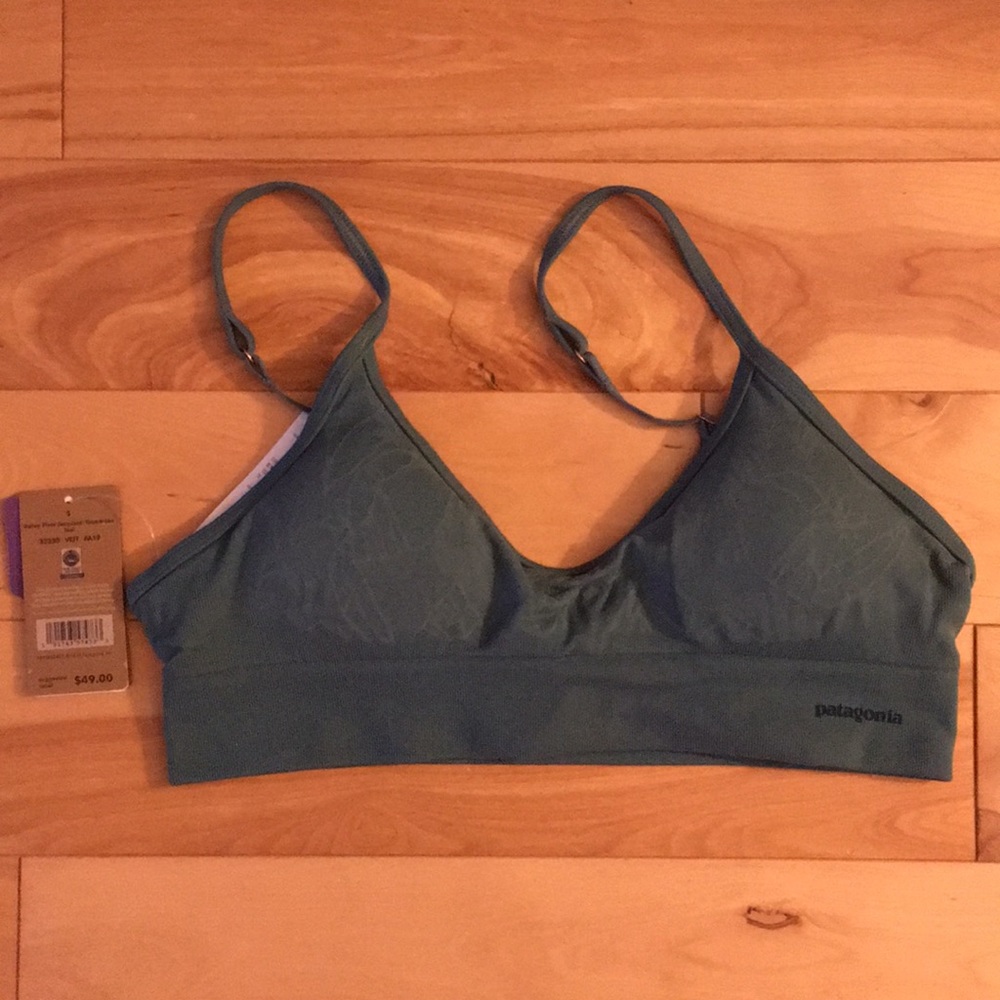 Patagonia Women’s Barely Everyday Bra. Size Small.